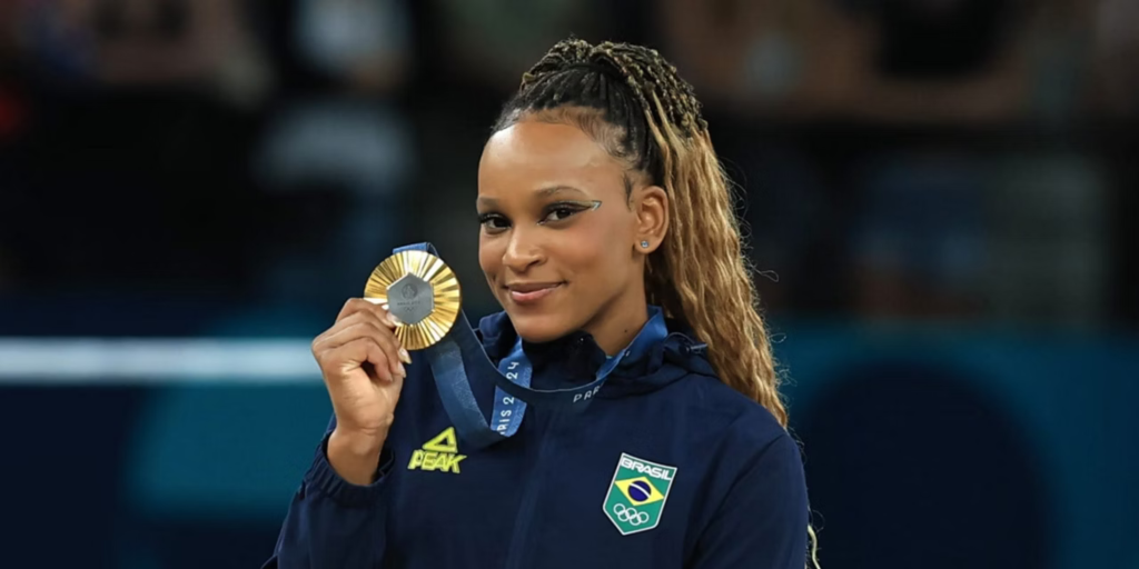  Rebeca Andrade é uma das maiores personalidades esportivas do Brasil, aponta pesquisa