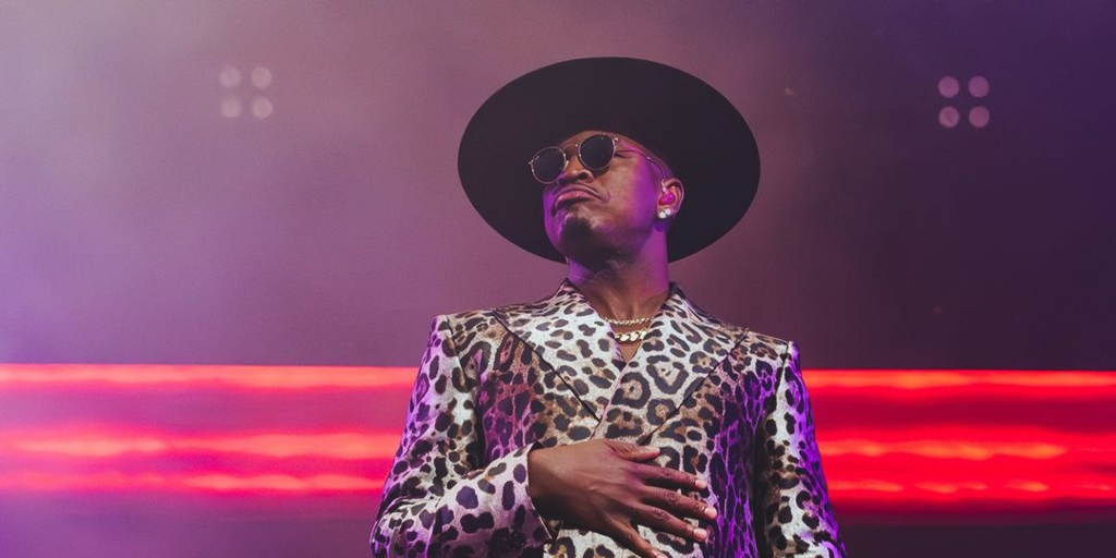  Ne-Yo faz show em São Paulo e relembra hits em performance marcada por interação com público