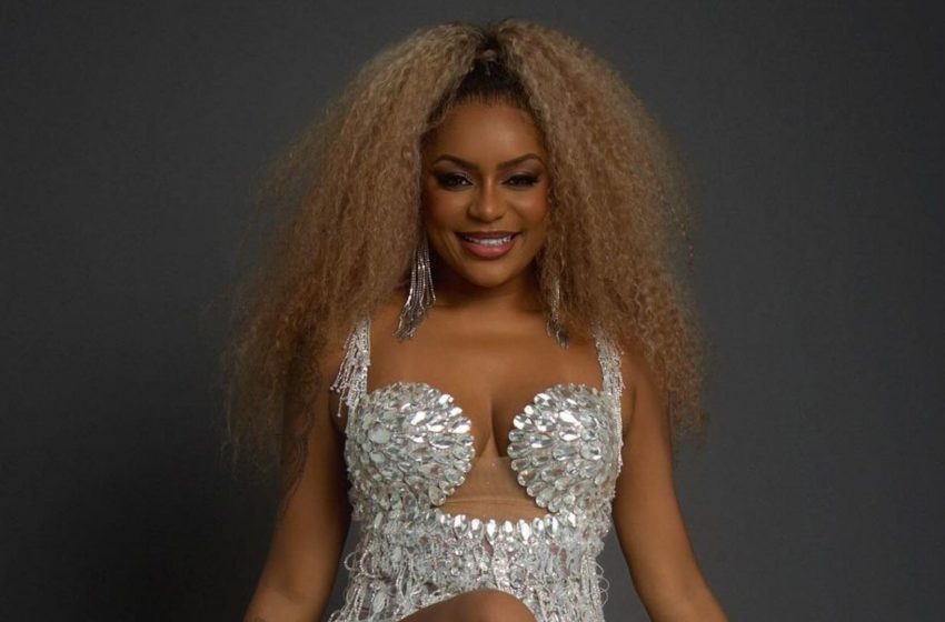  Cariúcha estreia na SPFW e celebra: “Muito lisonjeada e feliz”