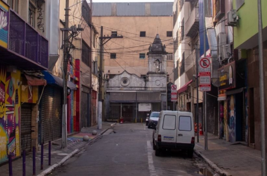 luminarias-japonesas-sao-retiradas-do-beco-dos-aflitos-para-resgatar-memoria-negra-na-liberdade