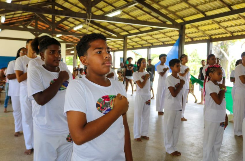  Grupo de Capoeira CapoÁfrica realiza 1º encontro intermunicipal com celebração comunitária em Lauro de Freitas