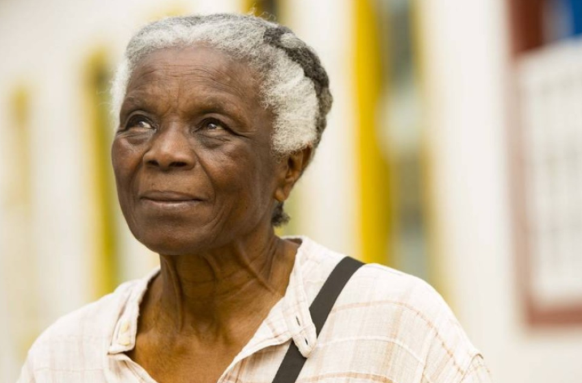  Diva Guimarães, professora que emocionou o Brasil na Flip de 2017, morre aos 85 anos