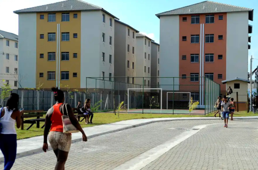 sete-geracoes:-mulheres-negras-podem-levar-ate-184-anos-para-comprar-casa-propria,-aponta-estudo