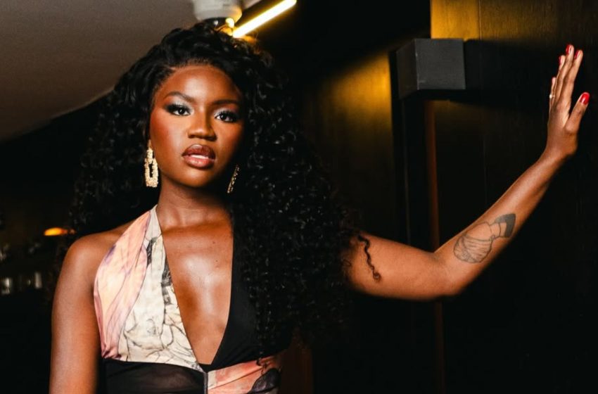  Kenya Sade comanda cobertura do show de Lady Gaga na TV Globo
