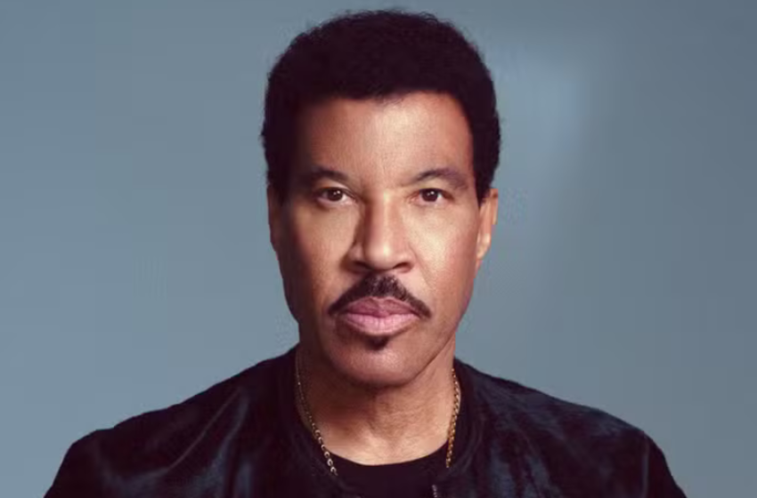 lionel-richie-e-confirmado-no-the-town-e-se-apresenta-no-mesmo-dia-que-a-cantora-mariah-carey